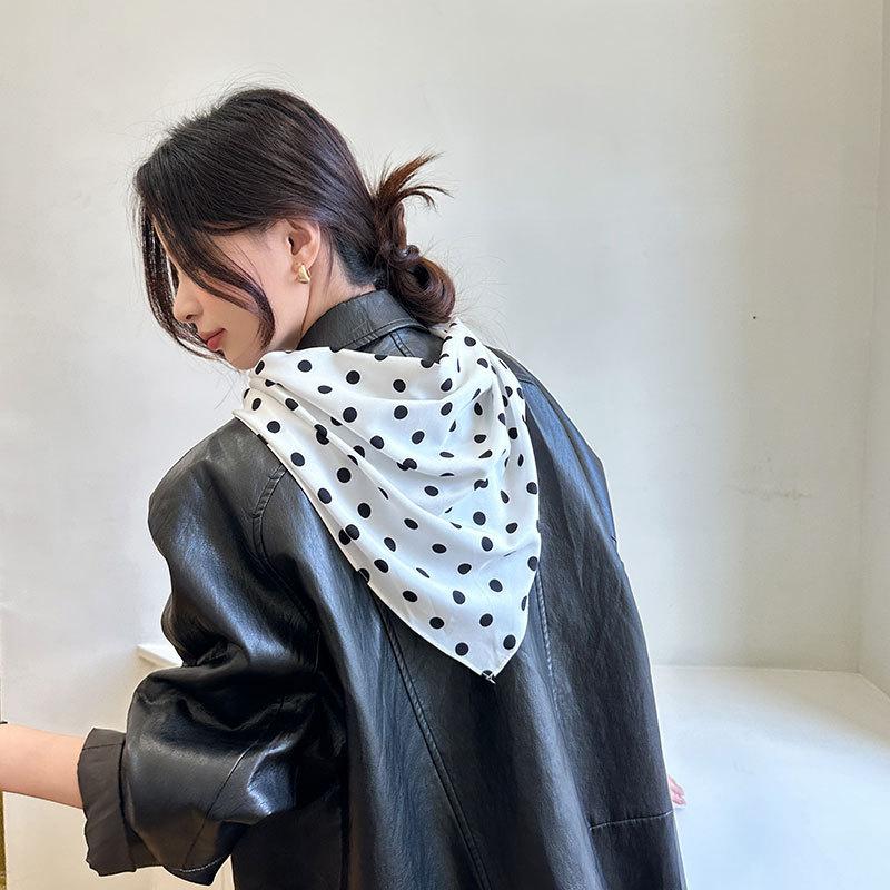 Wholesale Korean Retro Polka Dot Triangle Scarves Women Decorative Large Shawls Silk Autumn Versatile Temperament Accessories