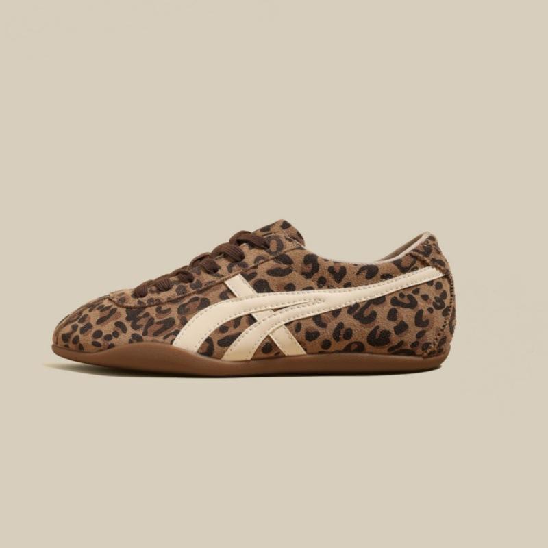 2025 Autumn New Leopard Print German Training Shoes Women's Flat-bottomed Retro Casual Board Shoes Show Feet Small Sports Forrest Gump Dad Shoes