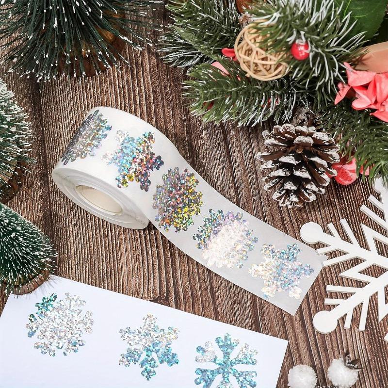 500PCS Winter Snowflake Sticker Roll, Laser Silver Sealed Waterproof Self-Adhesive Christmas Sticker, Christmas Gift Label, Envelope Decoration