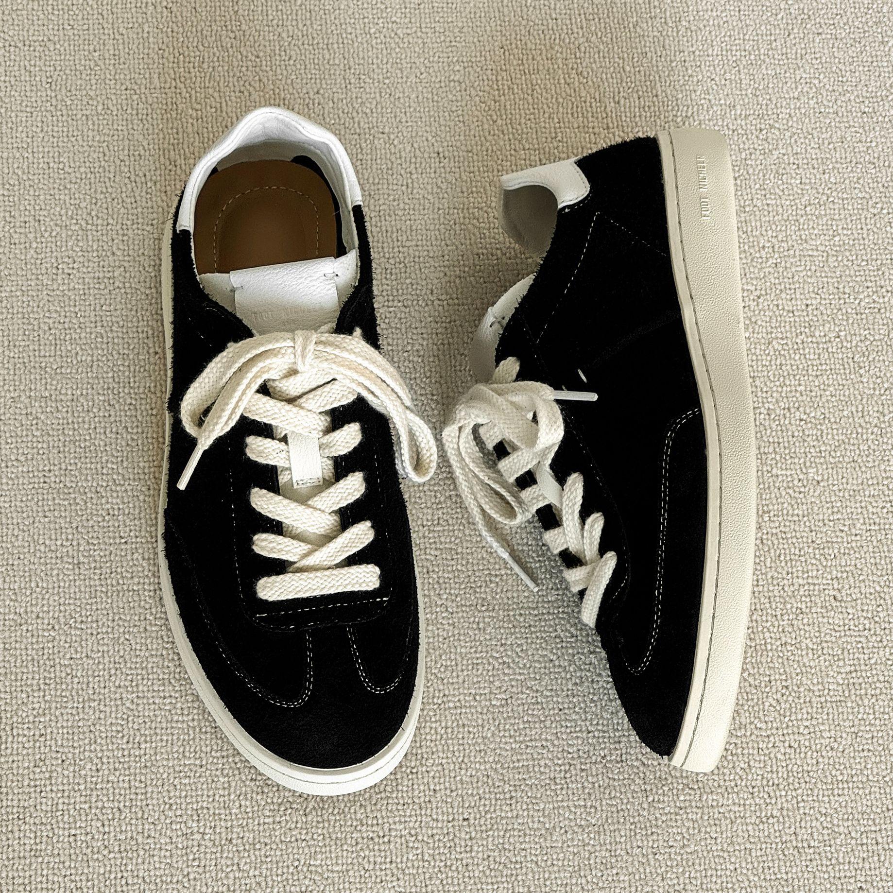 

2025 new anti-fur minimalist board shoes platform German training shoes men and women with the same versatile casual and comfortable German training s 44 чорний