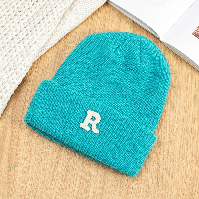 

Winter Knitted Hat with Letter Warm Korean Style Face Slimming Beanie One size fits all【55-59cm】 озеро синього кольору