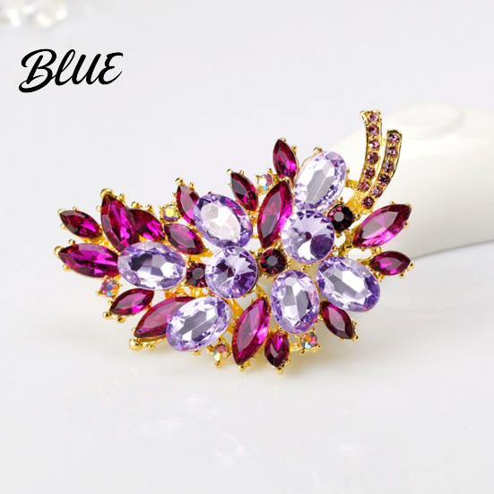 Cubic Zirconia Inlaid Brooch Pin Women Lightweight Flower Cluster Sparkling