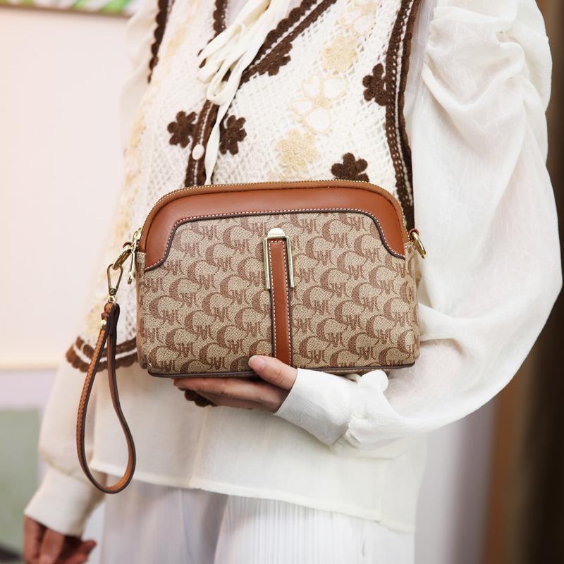 Fashion Flower Girl Bag Shoulder Bag 2025 New Trendy Versatile Small Square Bag Middle-aged Mother Portable Oblique Span Bag