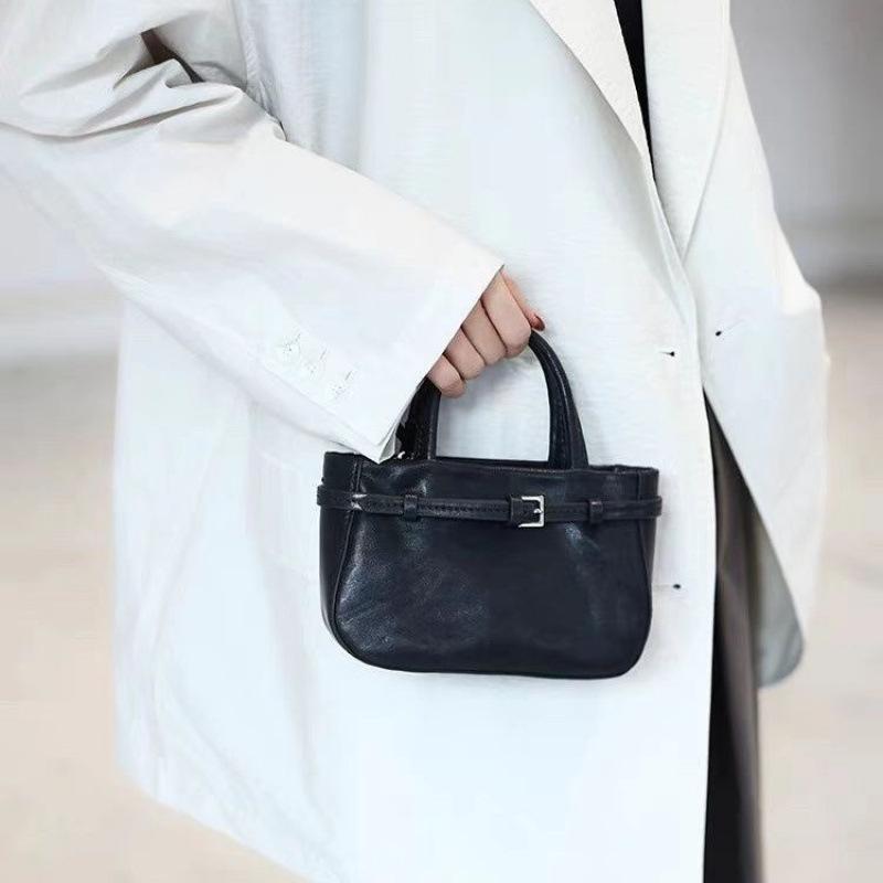 Bag Women's 2025 New Niche Imitation Leather Handbag Vegetable Tanned Imitation Leather Simple and Exquisite Messenger Small Square Bag Mobile Phone