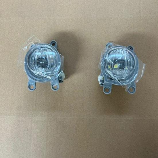 

21-24 Hilux RECCO LED DRL & Fog Lights Assembly with Turn Signals Y M