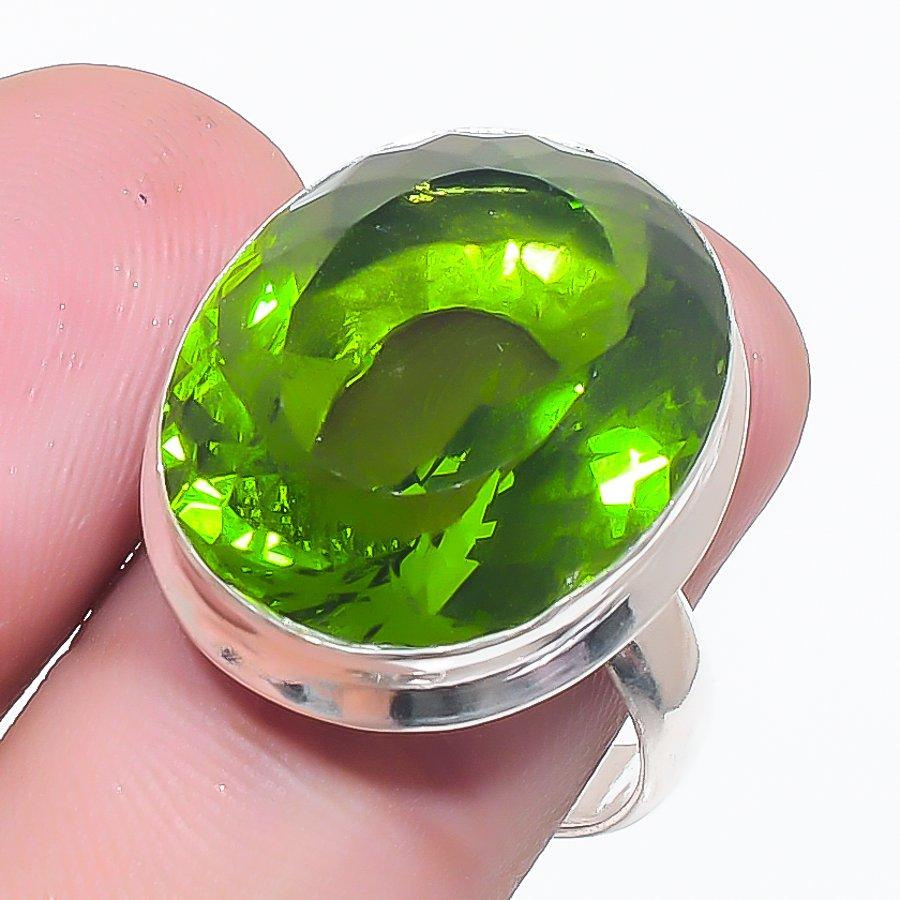 Peridot Gemstone 925 Sterling Silver Jewelry Ring Size 7