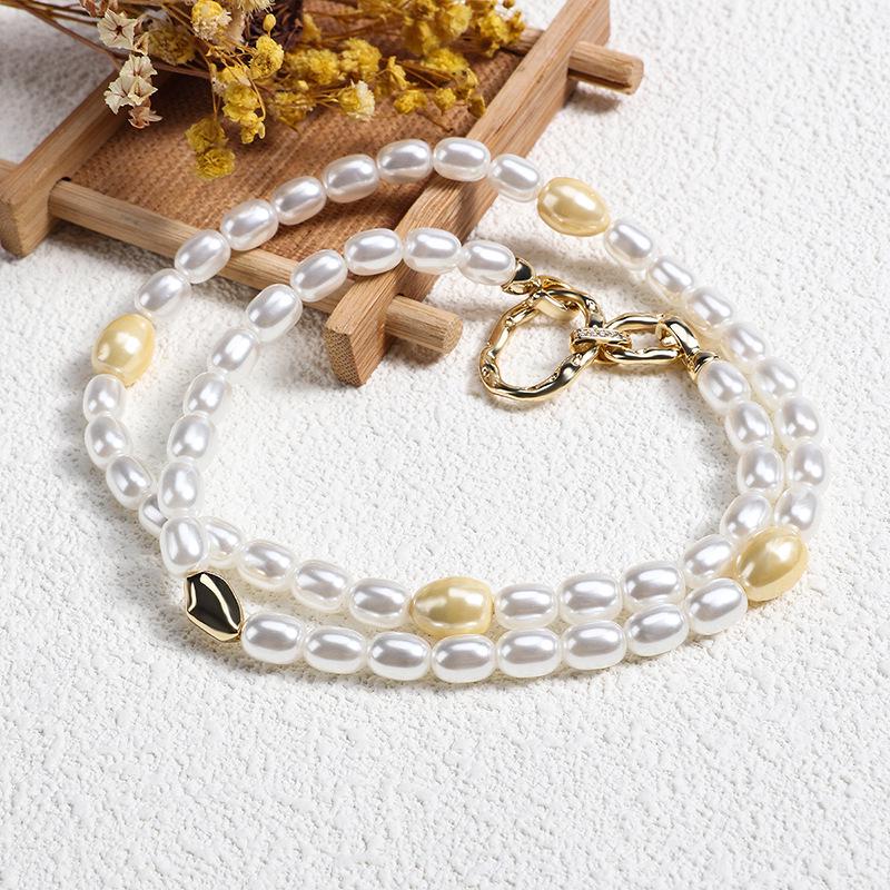 

Pearl Necklace: Autumn/Winter Rice Beads, Yellow/White Fresh Beaded Choker