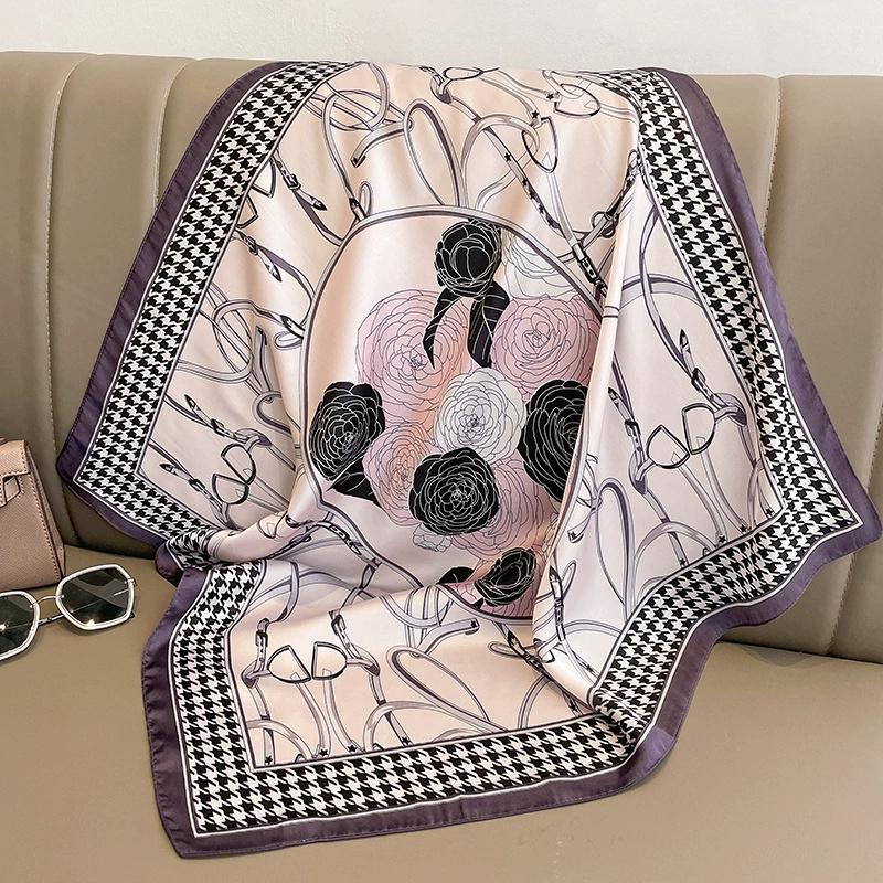 Luxury New Style Square Headscarf Women Sunscreen Beach Kerchief Popular The Four Seasons Scarves  Design 70X70CM Silk Hijab
