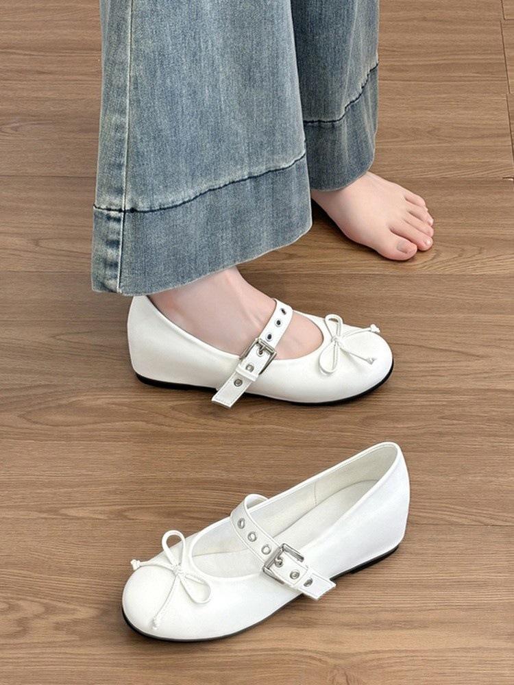 

Retro bow inner height increase shallow mouth ballet single shoes women s one-word buckle belt Mary Jane women s shoes black milky white 40 слоновая кость