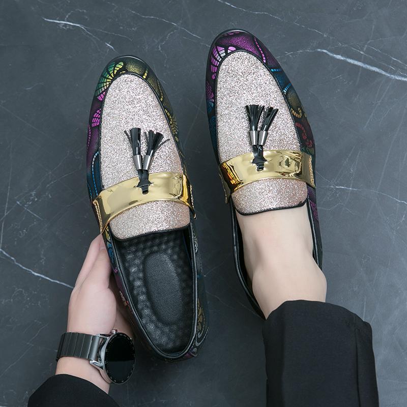 New Men's Pointed Mixed Patchwork Tassel Loafter Patent Leather Casual Shoes Male Formal Wedding Dress Homecoming Zapatos Hombre
