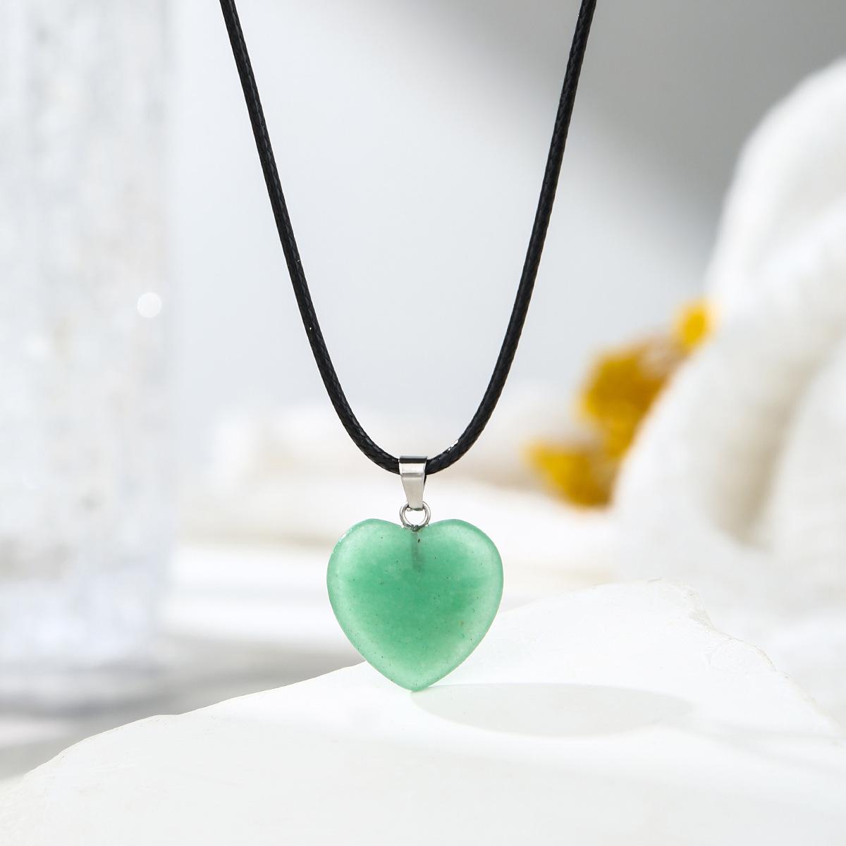 

Підвіска з натурального кристала у формі персикового серця - Авантюрин та Тигрове око, аксесуар у формі серця