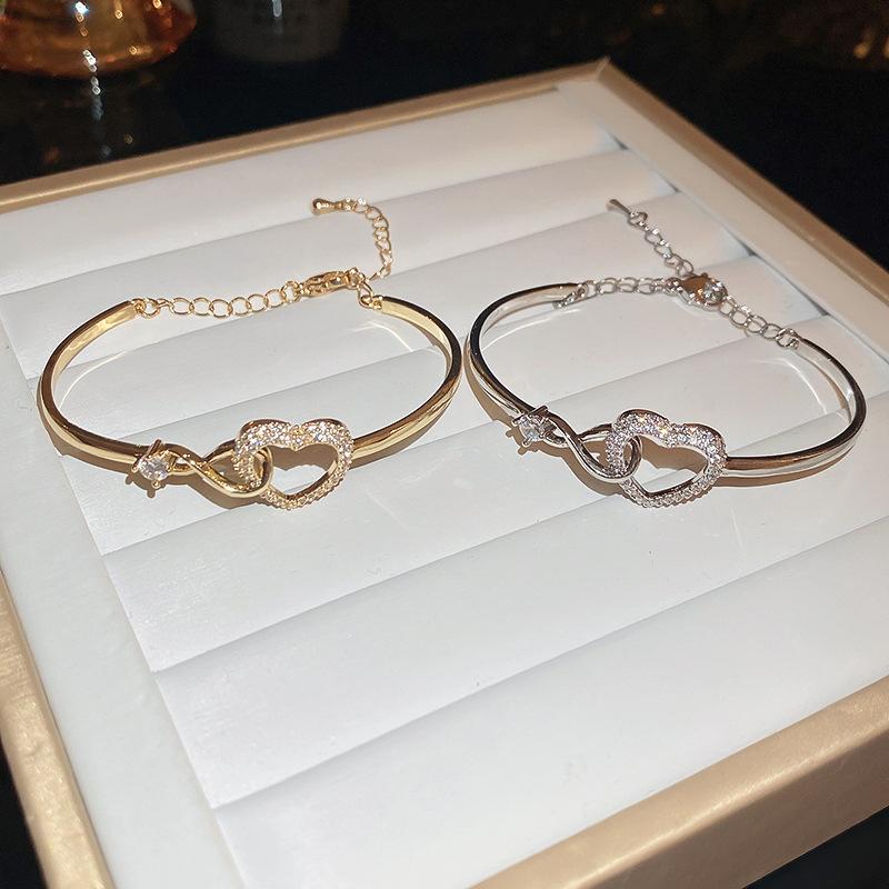 GemChic Women's Bracelet Exquisite Hollow Zircon Love Open Bracelet Couple Hand Jewelry Female Birthday Christmas Jewelry Gift