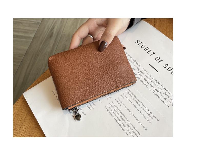 Dámská mini peněženka na mince z pravé kůže - Nový módní styl 2025