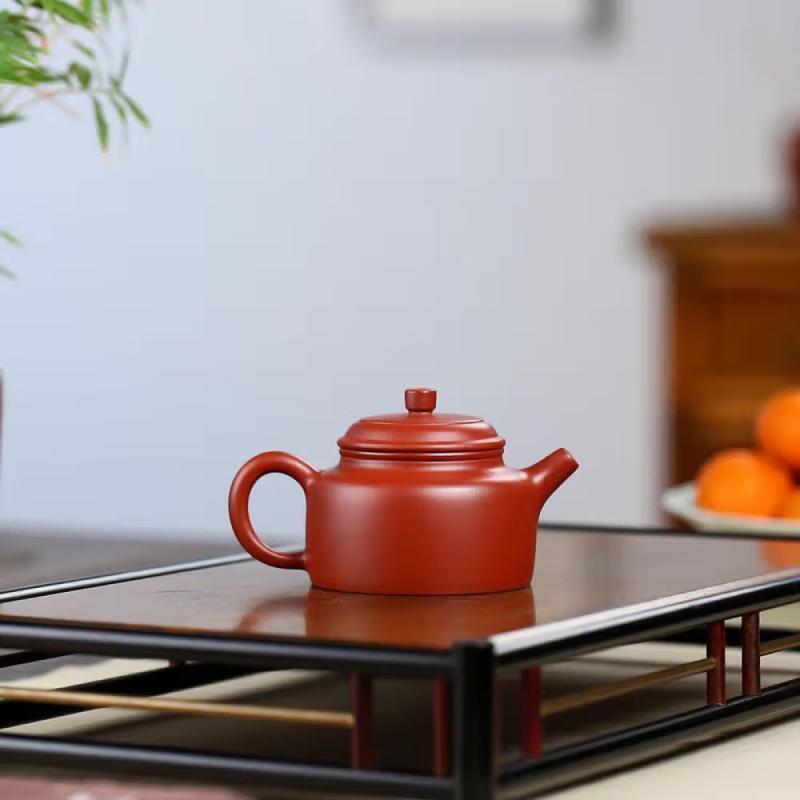 Yun Yan Dezhong Zisha Teapot, 120cc