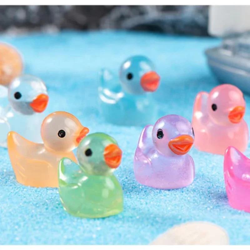 5-20pcs Luminous Micro Landscape Duck Ornaments Handcrafts Small Cute Mini Resin Yellow Duck DIY Resin Dollhouse Decoration