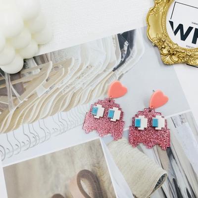 Japanese and Korean Fashion Bright Pink Cartoon Little Devil Peach Heart Acrylic Earrings Pixel Style Personalized Girl Sweet Accessories