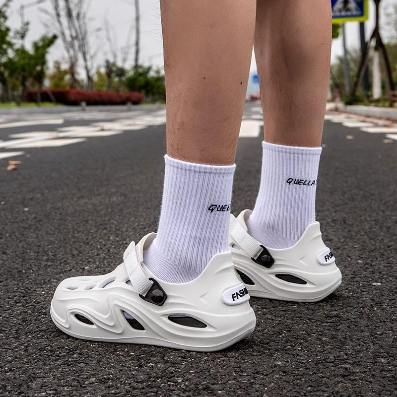 Fashion Men's and women's soft and comfortable hole shoes, summer thick soled anti slip and wear-resistant beach casual sandals for men