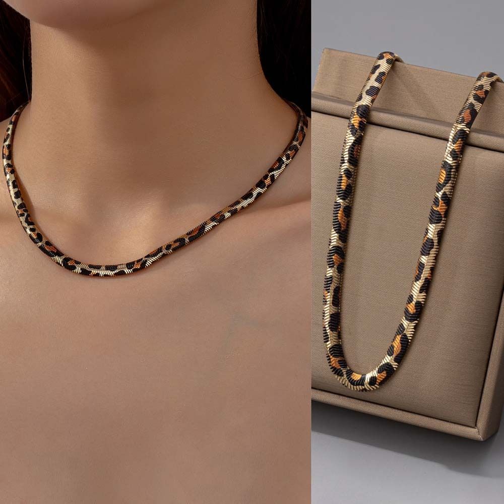 Uniquely Designed Leopard Print Snake Chain Versatile Women's Snake Bone Chain Summer
