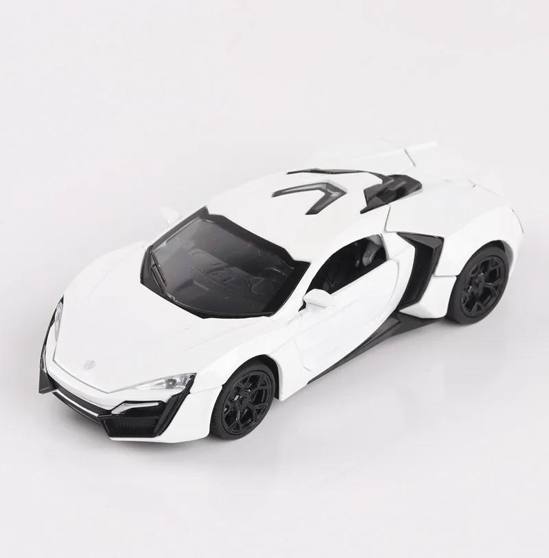 1:32 Lykan Alloy Sports Car Model Diecast Metal Vehicles Doors Openable Light Music Miniature Models Office Table Ornament
