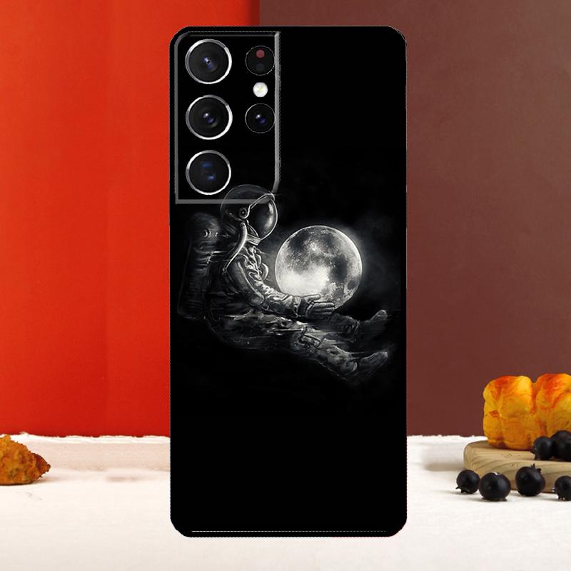 Space Astronaut illustration Cover For Samsung Galaxy S24 S25 Ultra S22 S23 Plus S20 S21 FE S9 S10 S25 FE Phone Case