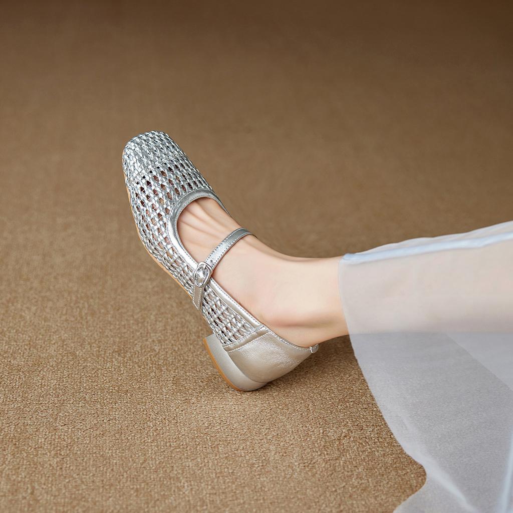 2026 Spring British Style Slimming and Breathable Mary Jane Shoes Women's Hollow Shallow Mouth Single Shoes
