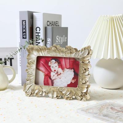 Gold 5x7 Vintage Picture Frames Golden High Definition Glass Palm Leaves Elegant Retro European Design,Antique Picture Frame for Tabletop Stand or