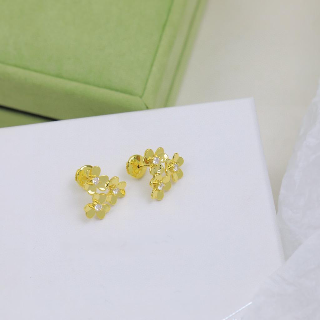 Flower earrings Lucky Grass pure silver earrings+Asian gold material original logo electroplating 18K