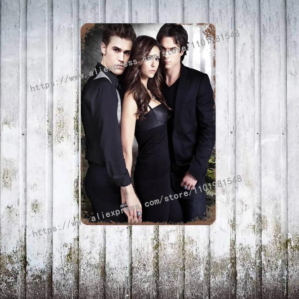 The Vampire Diaries Poster Decorativo in Metallo Segno di Latta Vintage Segno Metallico Placca Decorativa per Pub Bar Man Cave Club Decorazione Murale