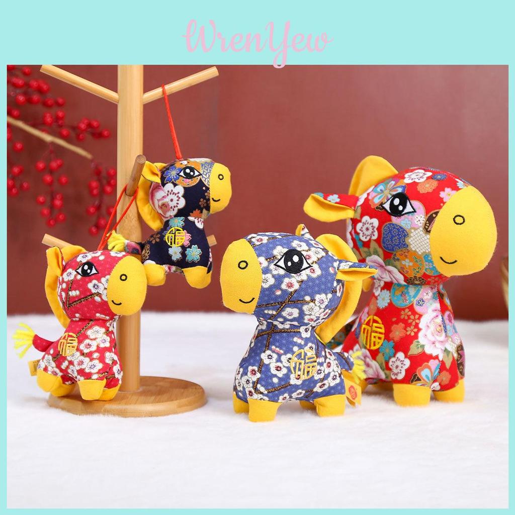 Traditional Flower Pattern Felt Horse Plush Doll With Short Pile Fabric For Home Decor