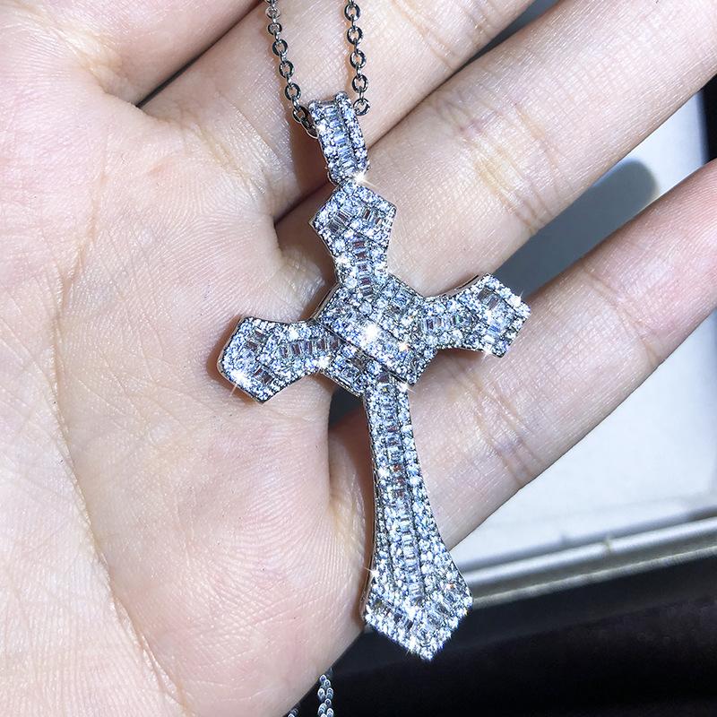 Módní řetízek s přívěskem křížek Roztomilý dámský náhrdelník Zirkonový krystal AAAAA+ Choker s křížkem pro ženy