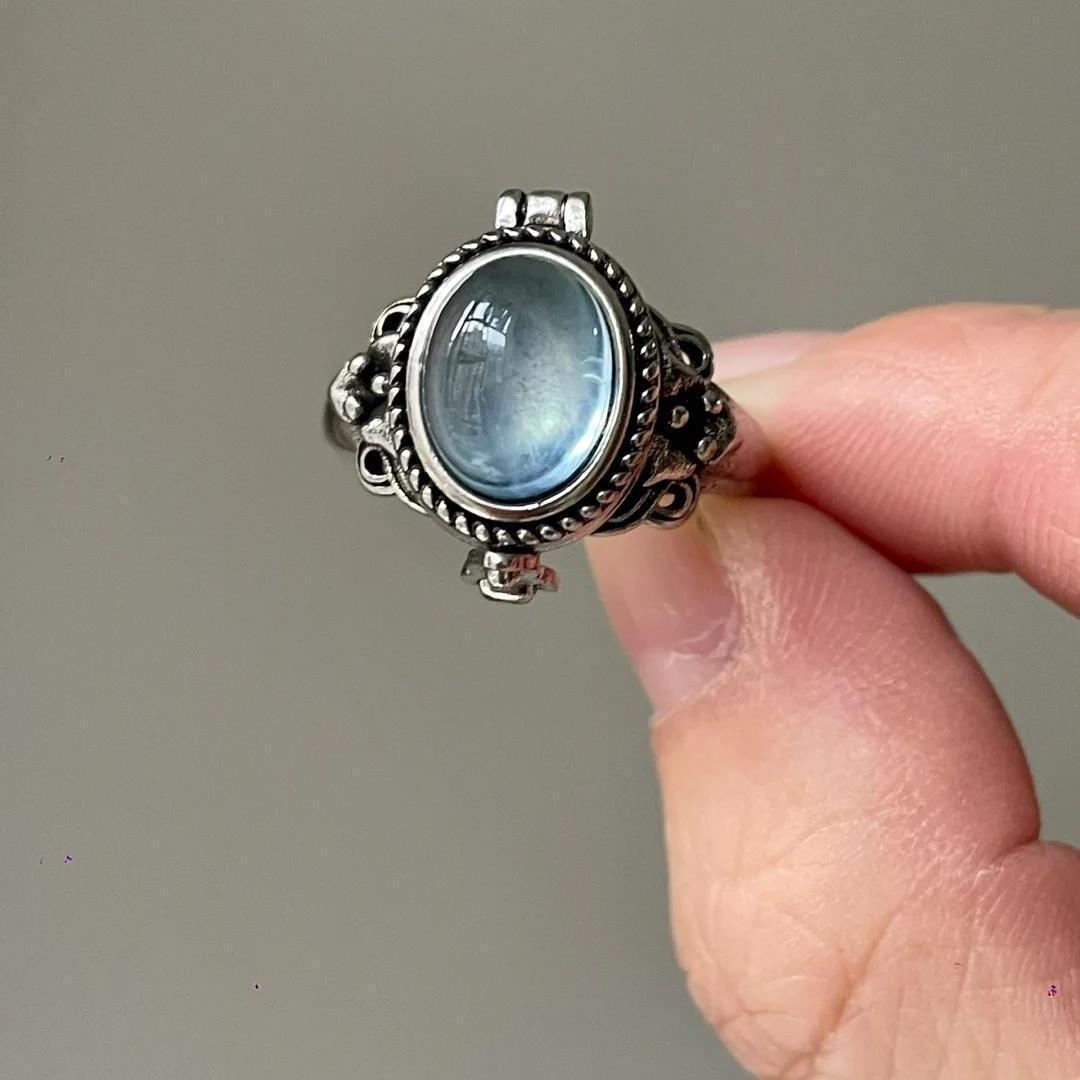 

Британское ретро кольцо с синим кристаллом, личностное открытое кольцо, роскошное, высококлассное, модное кольцо на фалангу