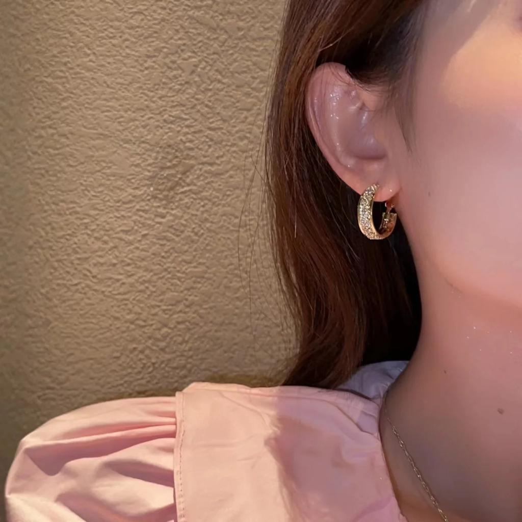 Exquisite High Quality Shiny Full of Zircon Circle Hoop Earrings for Women Temperament Geometric C-type Dangle Korea Jewelry