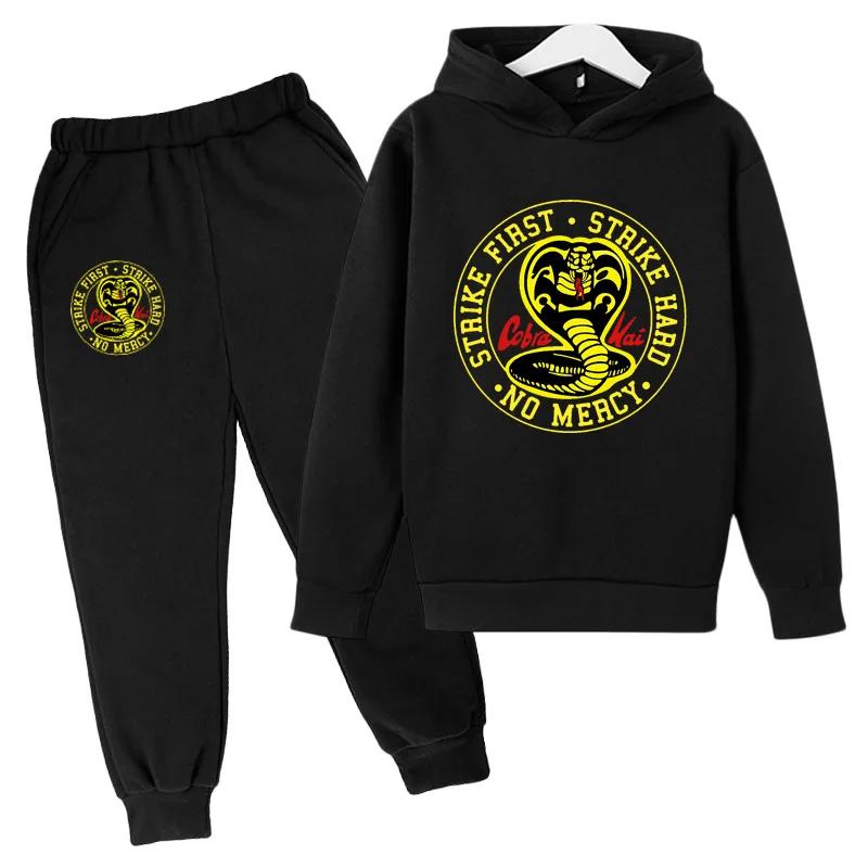 

Весна та Осінь Новий костюм-худі Cobra Kai Дитячі худі та штани Комплект одягу з двох предметів для дітей 4-14 років Дівчата Хлопчики Одяг 150