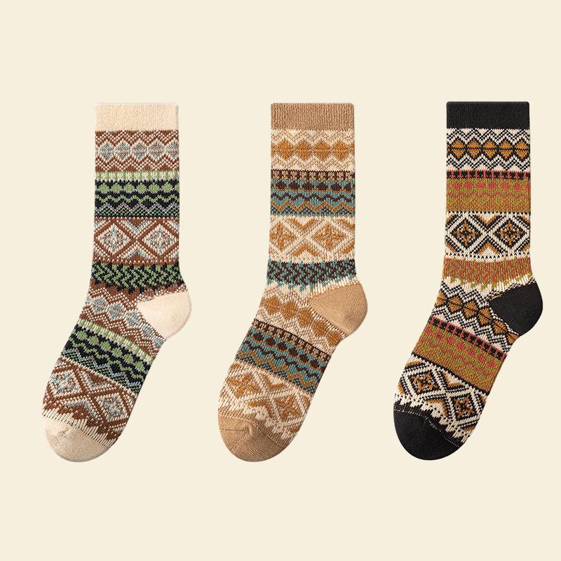 3er Pack Damen Baumwollsocken Herbst und Winter Warme Socken Dick Gestrickt Hütten Gemütliche Crew Weiche Socken Geschenke für Frauen Bunte Mode