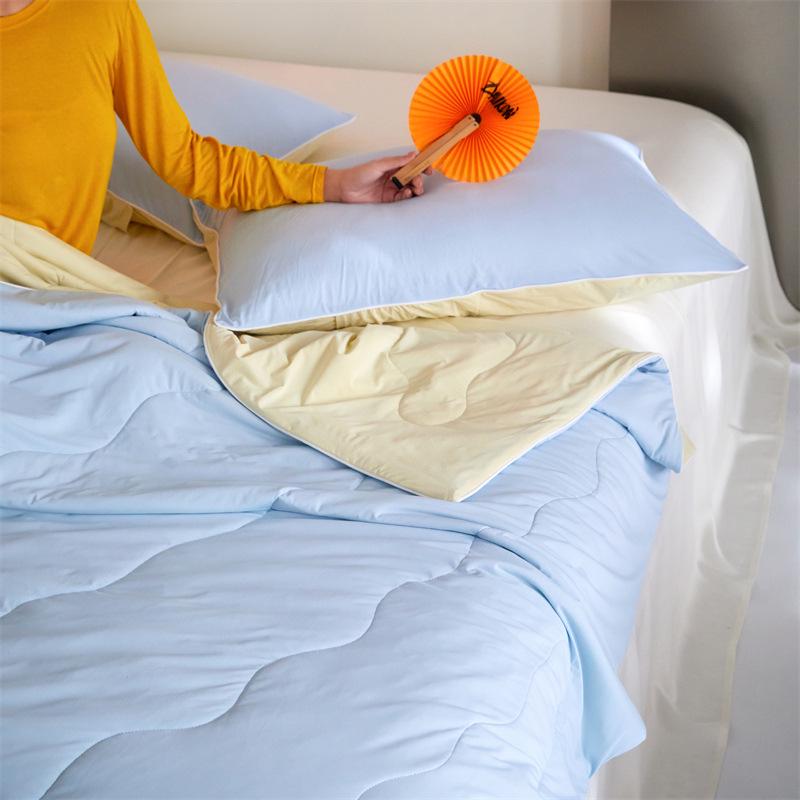A-Class Cool Ice Silk Summer Quilt - Breathable, Machine Washable, for Single/Double Beds
