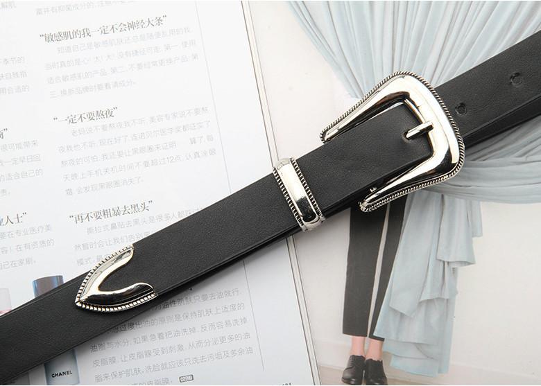 

High-quality Faux Leather Vintage Waist Belt Women s Fashion Accessory Retro Chic Carved Flower Belt StyleC