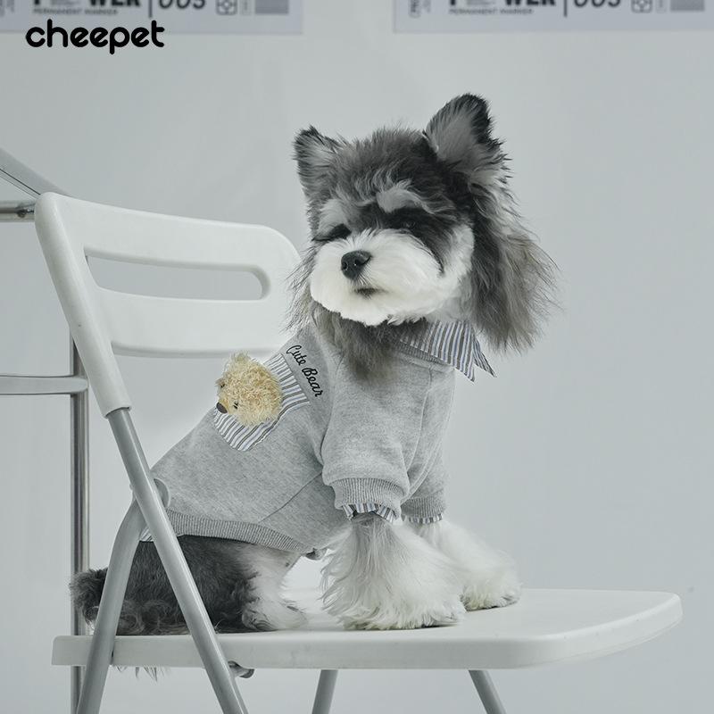 Haustierkleidung Herbst und Winter zweiteilig gestreiftes Revers Unterhemd Welpe dreidimensionaler Bärenkopf Feiertagskleidung