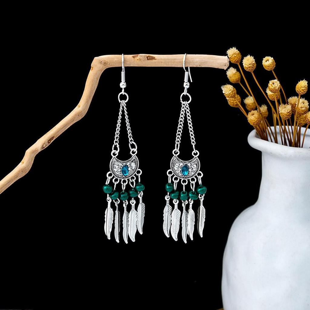 Elegant Bohemian Tassel Stud Earrings - Retro Ethnic Dangle Design