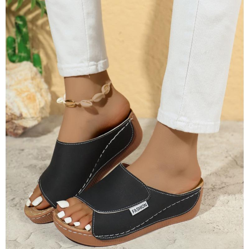 Summer New Style Wedge-heeled Slippers, Fashionable Pointed-toe Summer Sandals, Lightweight Beach Women's Ready-to-wear Flip-flops