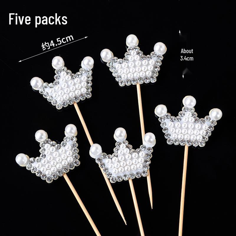 Minimalistischer Tulpen-Kuchenaufsatz mit frischen Blumen und Band für den Muttertag oder Geburtstag