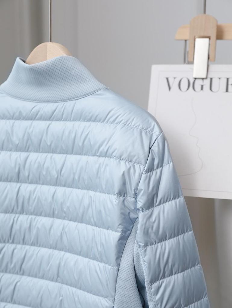 Pearlescent Women's Lightweight 90% Goose Down Jacket: Versatile Light Luxury for Layering or Outerwear