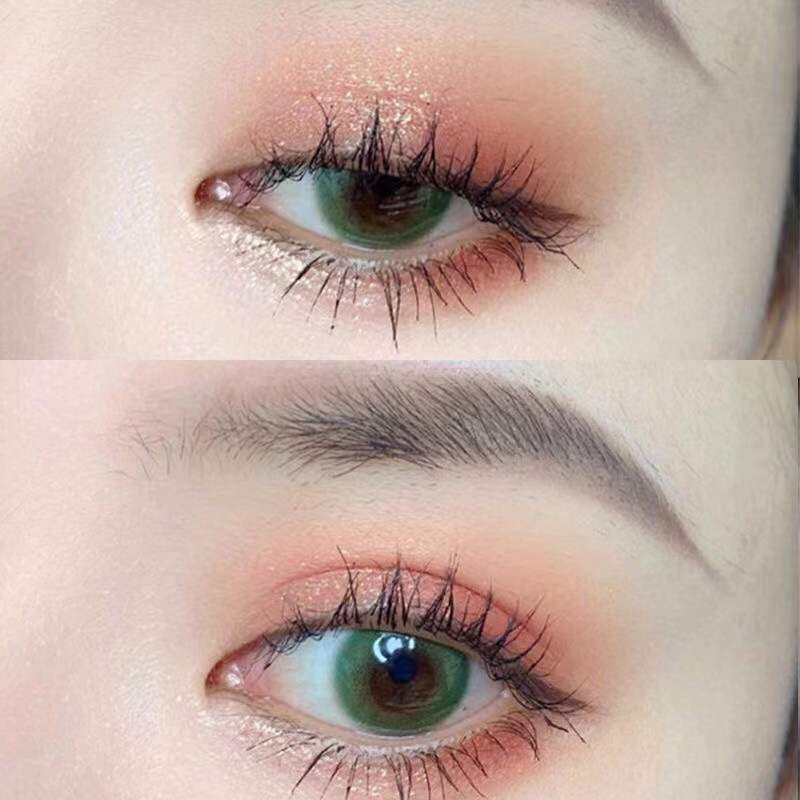 Brown Mascara Curls Up and Is Slender, Natural and Not Easy To Smudge, with a Very Fine Brush Head