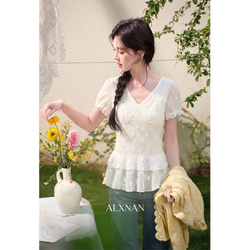 Elegant French Style Apricot Lace V-Neck Short Sleeve Shirt S