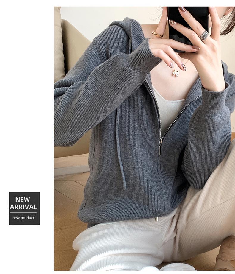 Women's Hooded Knit Cardigan: Zipper Closure, Long Sleeve, Loose Fit - Ideal for Spring & Autumn