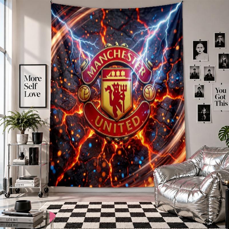 Tapisserie murale Manchester United Décoration d'intérieur Tissu à suspendre au mur pour chambre à coucher Salon Arrière-plan