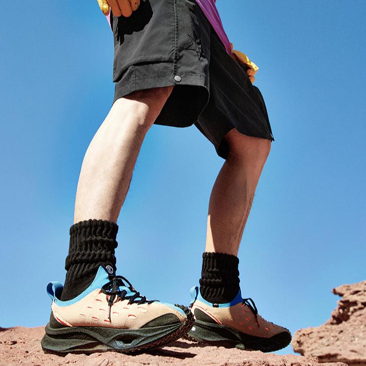 Li Ning Feidian CRC Stoßdämpfende Abriebfeste Low Top Sportliche Freizeit Schuhe Unisex Sneaker Braun Blau AZGU001-6