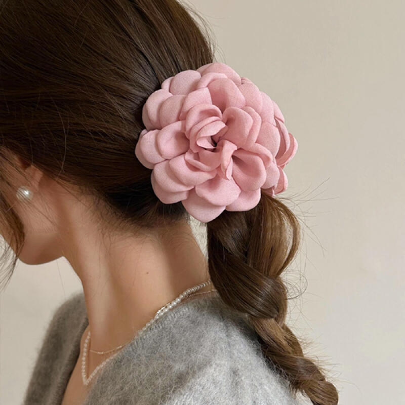 Serif Spring Flower Point Hair Clip Ballet Core Purple