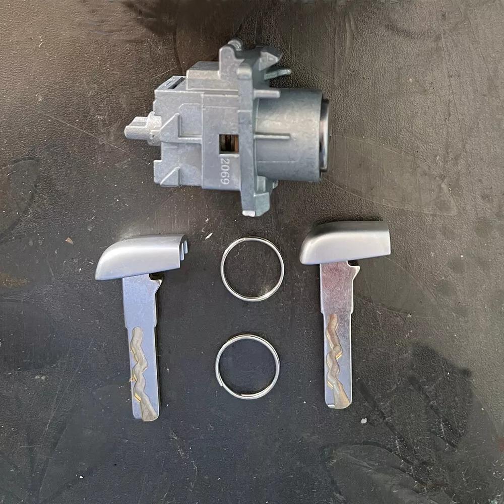 Car Front Left Door Lock Cylinder With Key 155250107 For 2017-2020 Jeep Compass