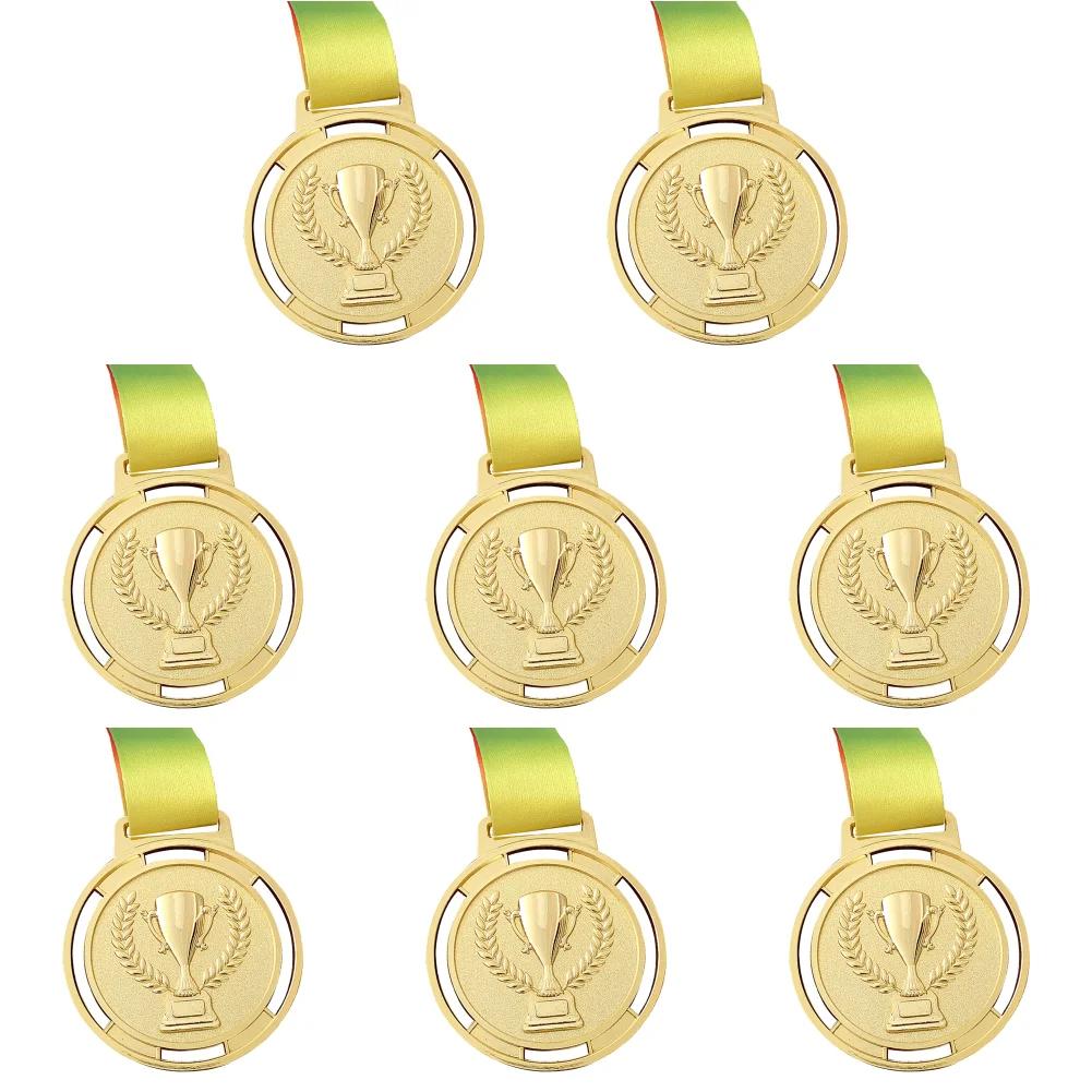 1-8pcsFootball Medal School Sports Gold Silver Bronze Motion Honor Commemorative Medal for Souvenir Gift Outdoor Sport Kids Toys