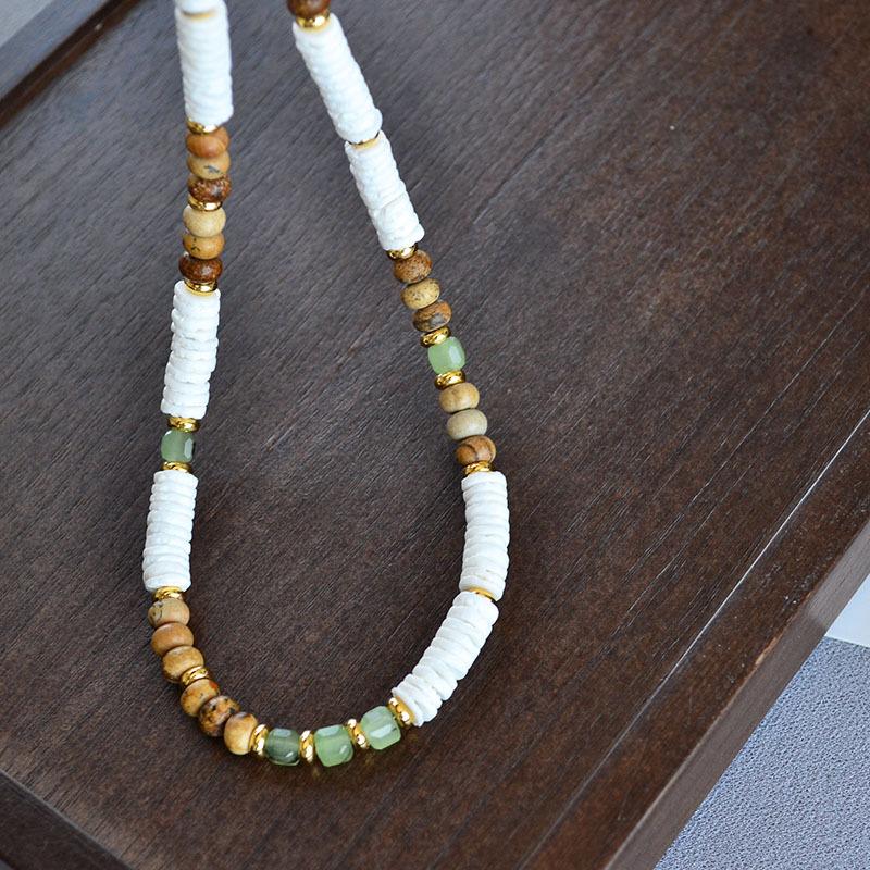 Niche Design Retro Literary Exaggeration White Shell Real Stone Splicing Beaded Holiday Style Necklace Female